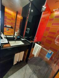 Macpherson Road (D13), Apartment #585648981